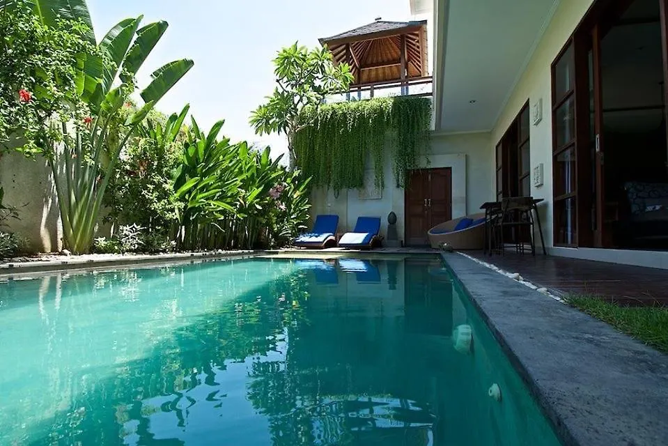 Villa Aurikari Legian Indonésia