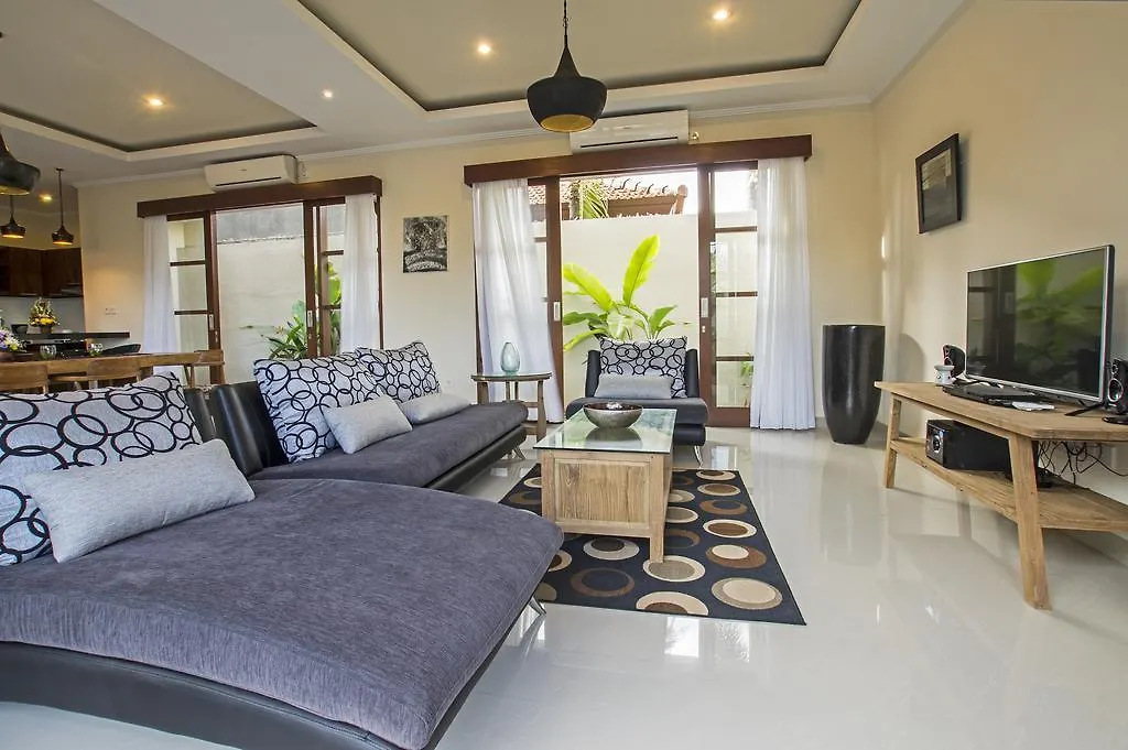 Villa Aurikari Legian  Legian (Bali)