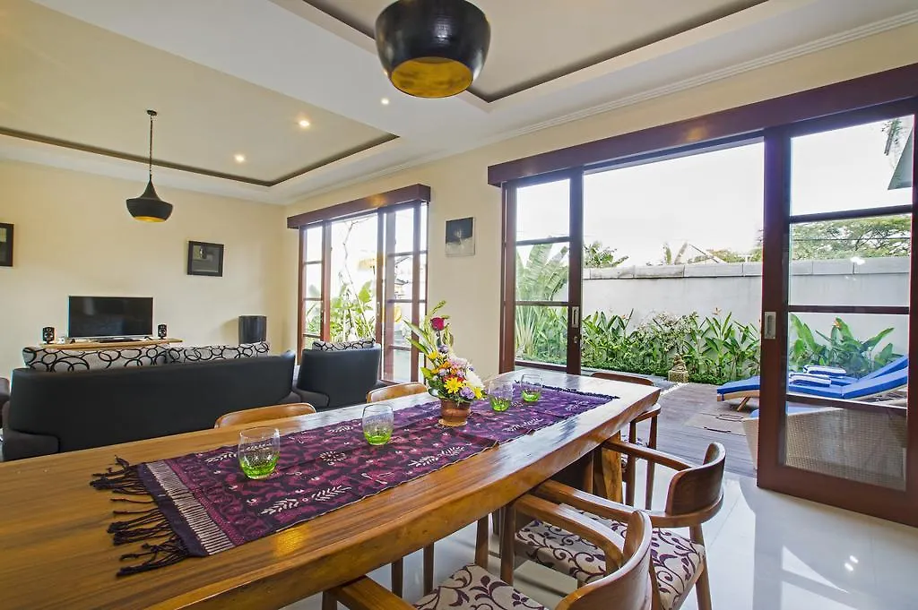 Villa Aurikari Legian