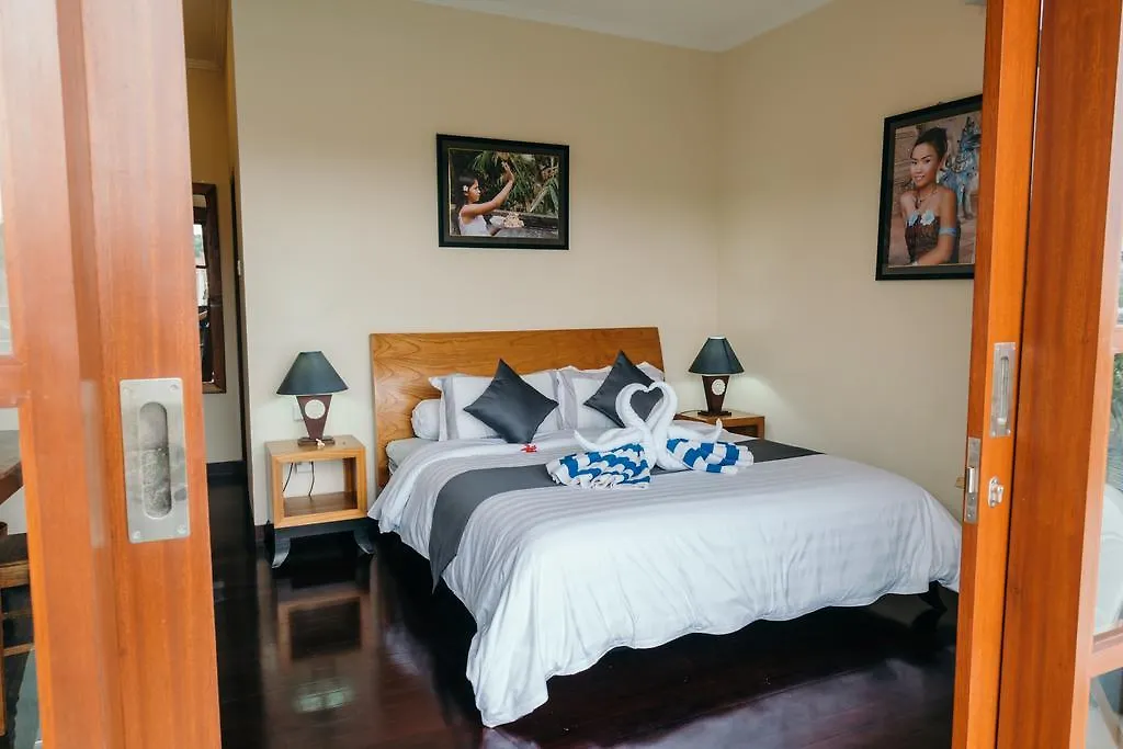 Villa Aurikari Legian