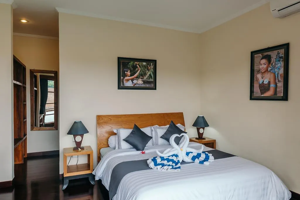 Villa Aurikari Legian   Legian (Bali)