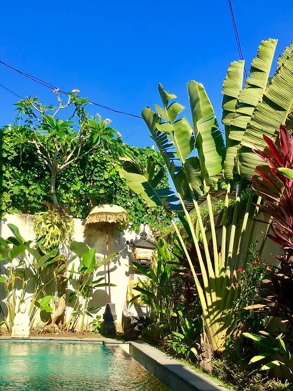 Villa Aurikari Legian  Legian (Bali)